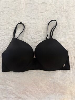 Victoria’s Secret “Very Sexy” Padded Black Push-Up Bra 34D
